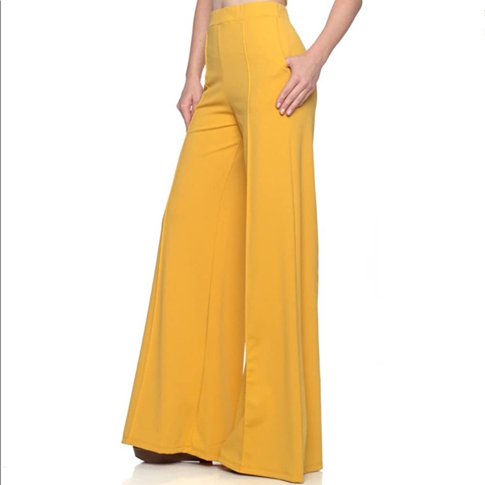 Women's Marigold Flowing Palazzo Pants. Size M